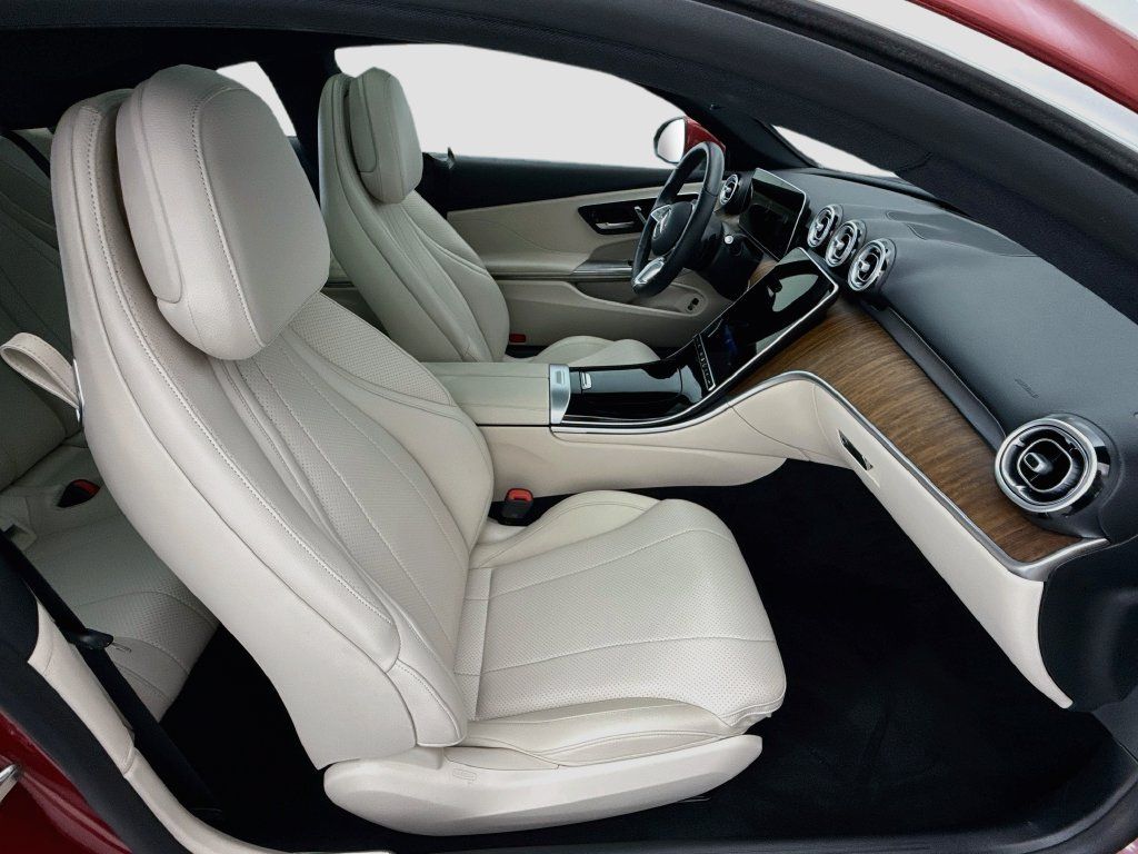 Used 2026 Mercedes-Benz CLE 300 4MATIC Coupe image 19