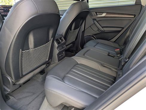 Used 2023 Audi Q5 2.0T Premium Plus w/ Premium Plus Package image 5