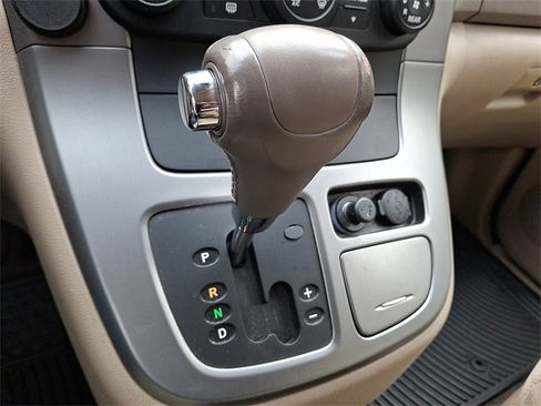 Used 2008 Kia Sedona EX image 17