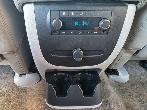 Used 2013 Chevrolet Tahoe LT w/ Texas Edition image 46