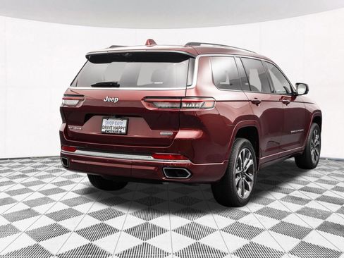 Used 2021 Jeep Grand Cherokee L Overland w/ Luxury Tech Group IV image 12