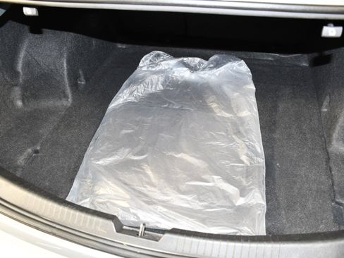 Used 2024 Chevrolet Malibu LT image 50