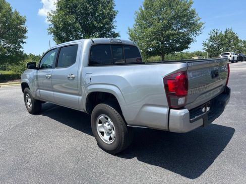 Used 2020 Toyota Tacoma SR w/ SR Convenience Package RWD image 4