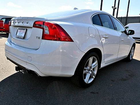 Used 2014 Volvo S60 T5 image 7