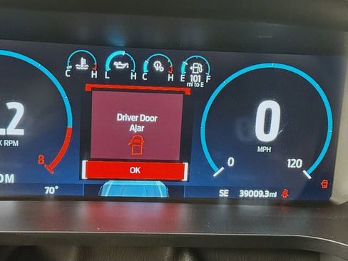 Used 2022 Ford F150 Lariat image 12