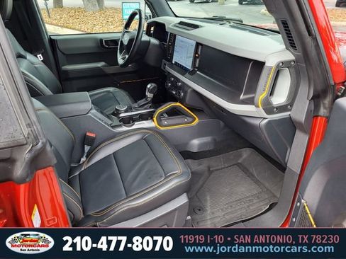 Used 2023 Ford Bronco Badlands AWD/4WD image 12