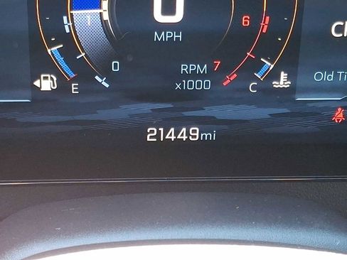 Used 2025 Chevrolet Traverse LT image 18