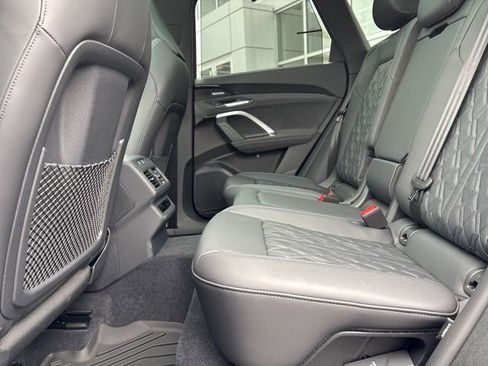 New 2025 Audi SQ5 Premium Plus w/ Premium Plus Package image 34