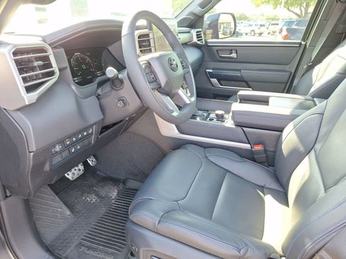 Used 2026 Toyota Tundra Platinum w/ TRD Off-Road Package AWD/4WD image 18