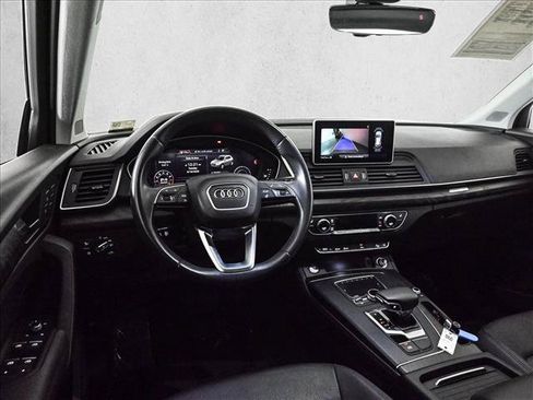 Used 2020 Audi Q5 2.0T Premium Plus w/ Premium Plus Package AWD/4WD image 16