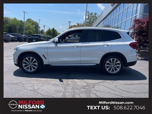 Used 2019 BMW X3 xDrive30i w/ Convenience Package AWD/4WD image 2