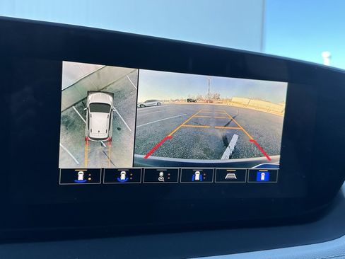 Used 2024 Buick Encore GX Preferred w/ Advanced Technology Package image 36