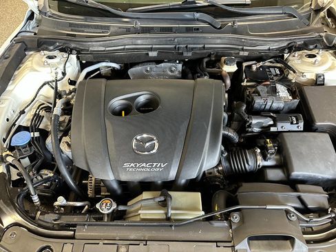 Used 2015 MAZDA MAZDA3 i Touring image 22