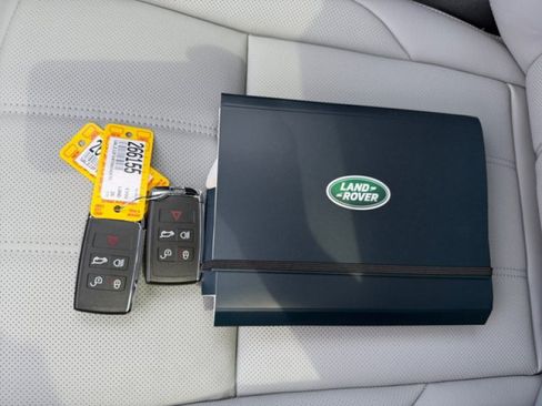 New 2026 Land Rover Range Rover Evoque S AWD/4WD image 21