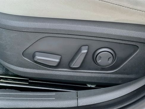 Used 2025 Hyundai Sonata SEL FWD image 16