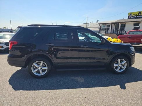 Used 2018 Ford Explorer 4WD image 5
