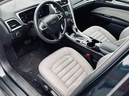 Used 2014 Ford Fusion S FWD image 20