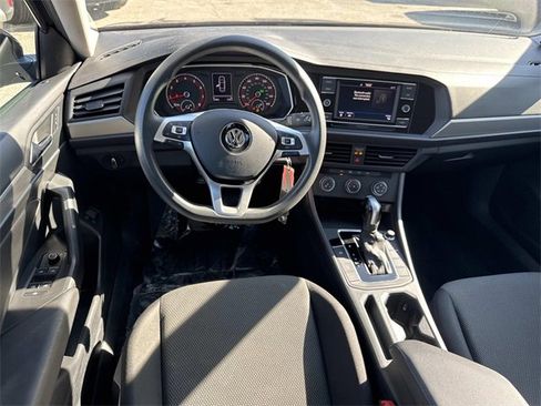 Certified 2021 Volkswagen Jetta S image 8