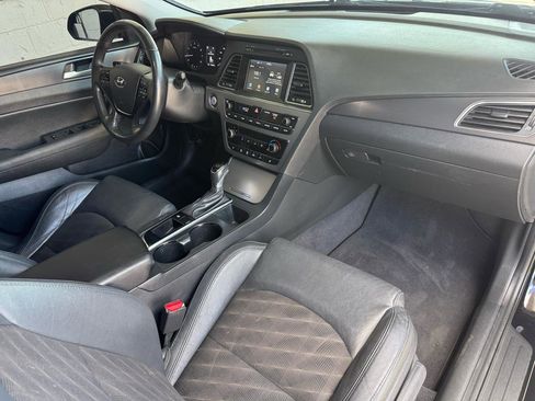 Used 2017 Hyundai Sonata Sport w/ Value Edition Package 02 FWD image 14