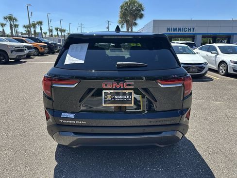 Used 2026 GMC Terrain Elevation FWD image 15