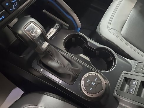 Used 2024 Ford Bronco Black Diamond image 15