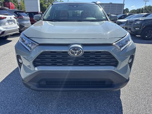 Used 2021 Toyota RAV4 XLE w/ Convenience Package AWD/4WD image 8