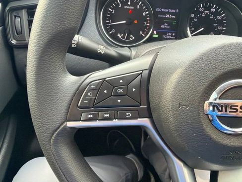 Used 2018 Nissan Rogue S FWD image 14