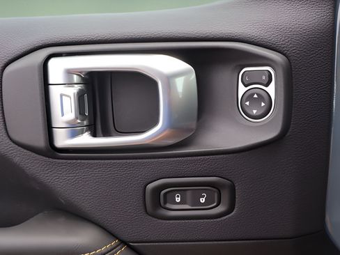 New 2026 Jeep Gladiator Sport AWD/4WD image 20