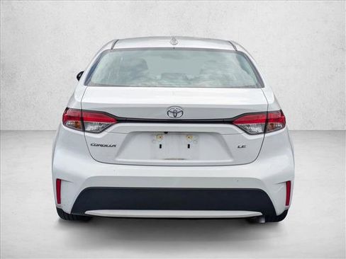 Used 2022 Toyota Corolla LE w/ LE Convenience Package FWD image 6