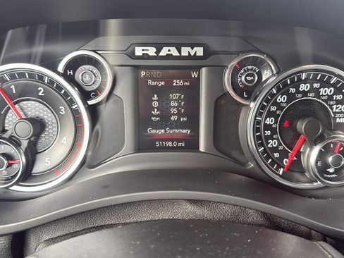 Used 2020 RAM 2500 Big Horn w/ Level 1 Equipment Group image 15