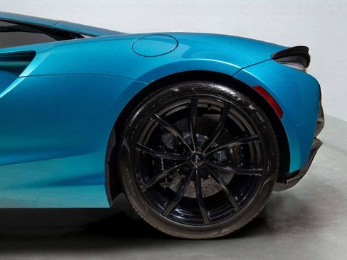 Used 2023 McLaren Artura image 16