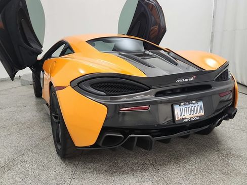 Used 2016 McLaren 570S Coupe RWD image 19