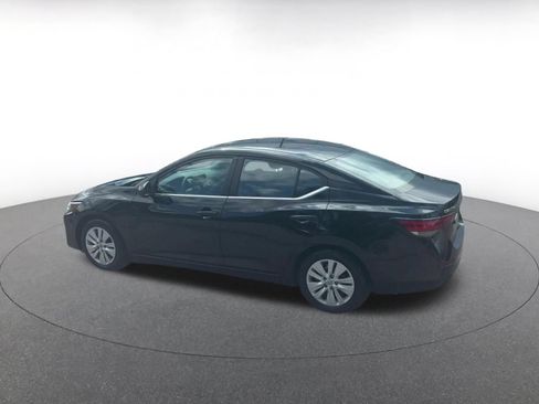 Used 2025 Nissan Sentra S FWD image 9