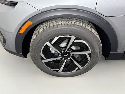 New 2026 Chevrolet Equinox EV LT image 24