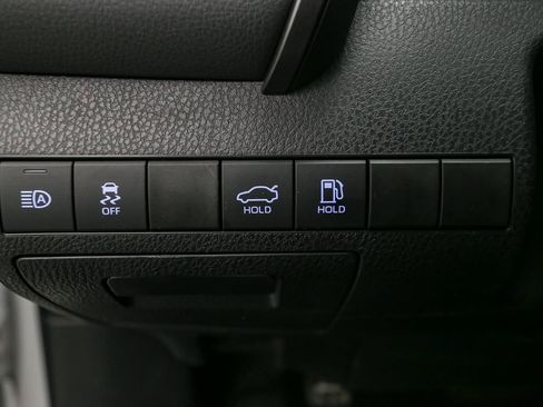 Used 2023 Toyota Camry LE FWD image 39
