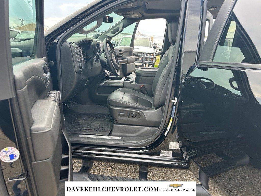 Used 2022 Chevrolet Silverado 2500 LTZ w/ LTZ Plus Package AWD/4WD image 11