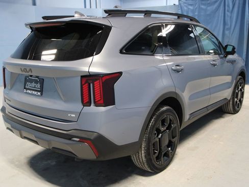 Used 2025 Kia Sorento SX AWD/4WD image 34
