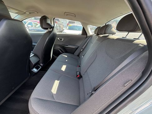 Used 2025 Kia K4 FWD image 24