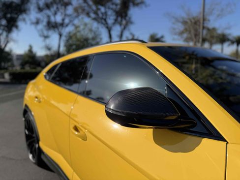 Used 2021 Lamborghini Urus image 58