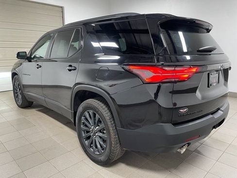 Used 2023 Chevrolet Traverse RS AWD/4WD image 4