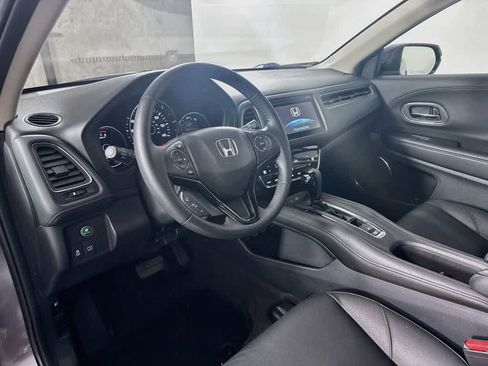 Used 2018 Honda HR-V EX-L image 7