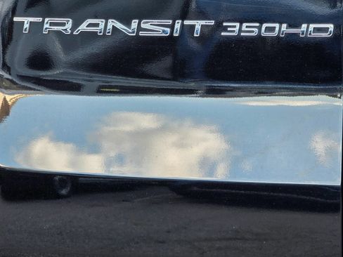 Used 2024 Ford Transit 350 XLT RWD image 33