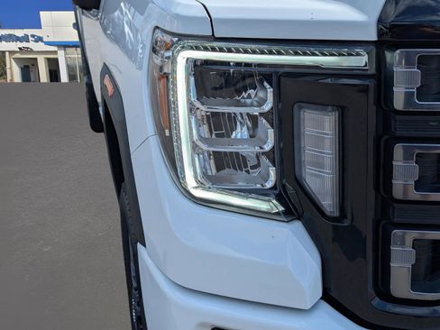 Used 2023 GMC Sierra 2500 AT4 w/ AT4 Preferred Package image 4