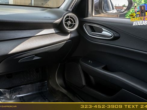Used 2017 Alfa Romeo Giulia RWD image 21