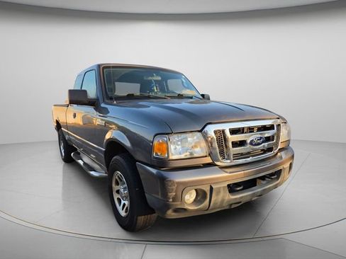 Used 2011 Ford Ranger XLT AWD/4WD image 4