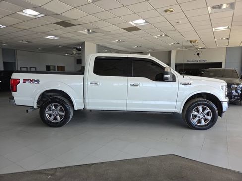 Used 2018 Ford F150 Lariat w/ Equipment Group 502A Luxury AWD/4WD image 9
