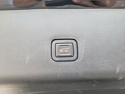 Certified 2020 Chevrolet Traverse LT image 20