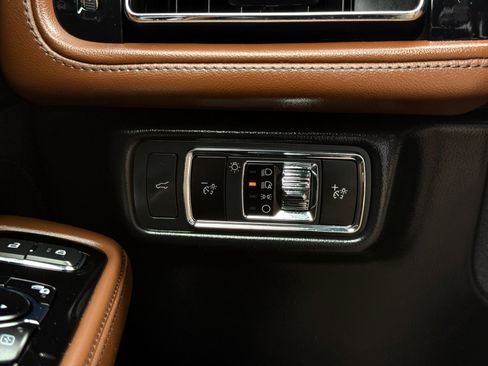 Used 2023 Lincoln Aviator Reserve w/ Equipment Group 201A image 30