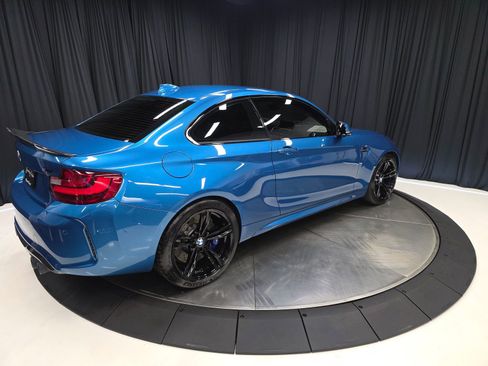 Used 2017 BMW M2 image 10