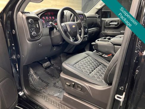 Used 2024 Chevrolet Silverado 1500 Custom Trail Boss image 3